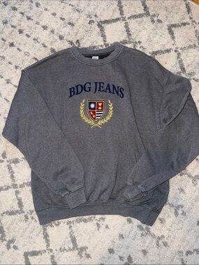BDG Jeans Gray Oversized Crest Sweatshirt